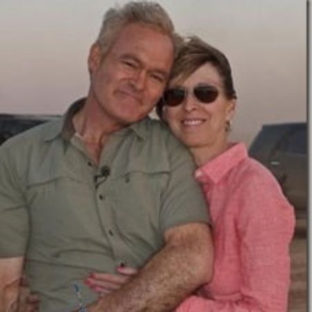 Jane Boone tied the knot with CBS News correspondent, Scott Pelley since more than three and a half decade. What does Scott Pelley's wife, Jane do for a living?